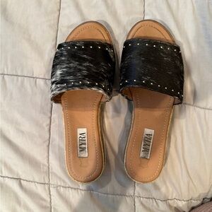 Myra Sandals